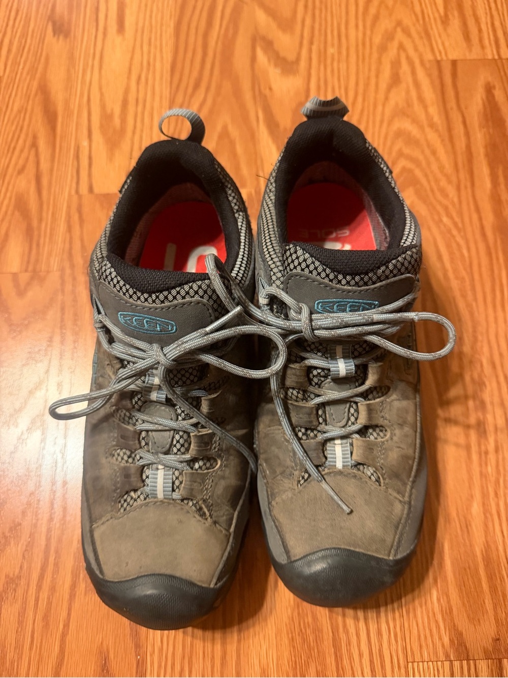 KEEN Women's Targhee III Waterproof Hiking Shoes Size 9 (Style 1023038)